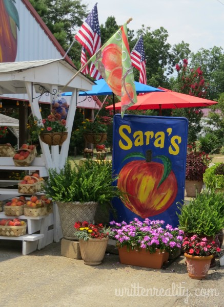 sara-fruit-stand