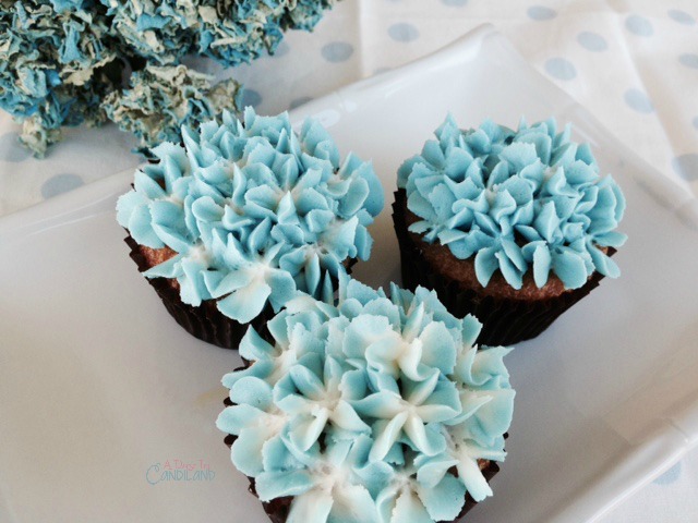 how to make hydrangea cupcakes