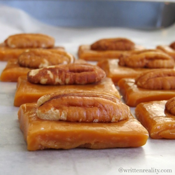 white chocolate pecan bites