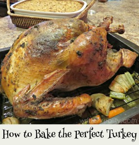 How To Bake A Turkey That's Moist and Delicious - Written Reality